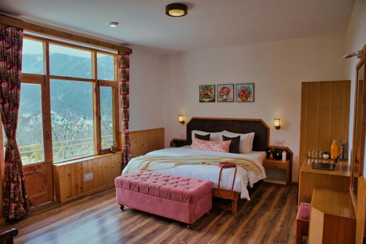 The Wooden Chalet, Manali Экстерьер фото