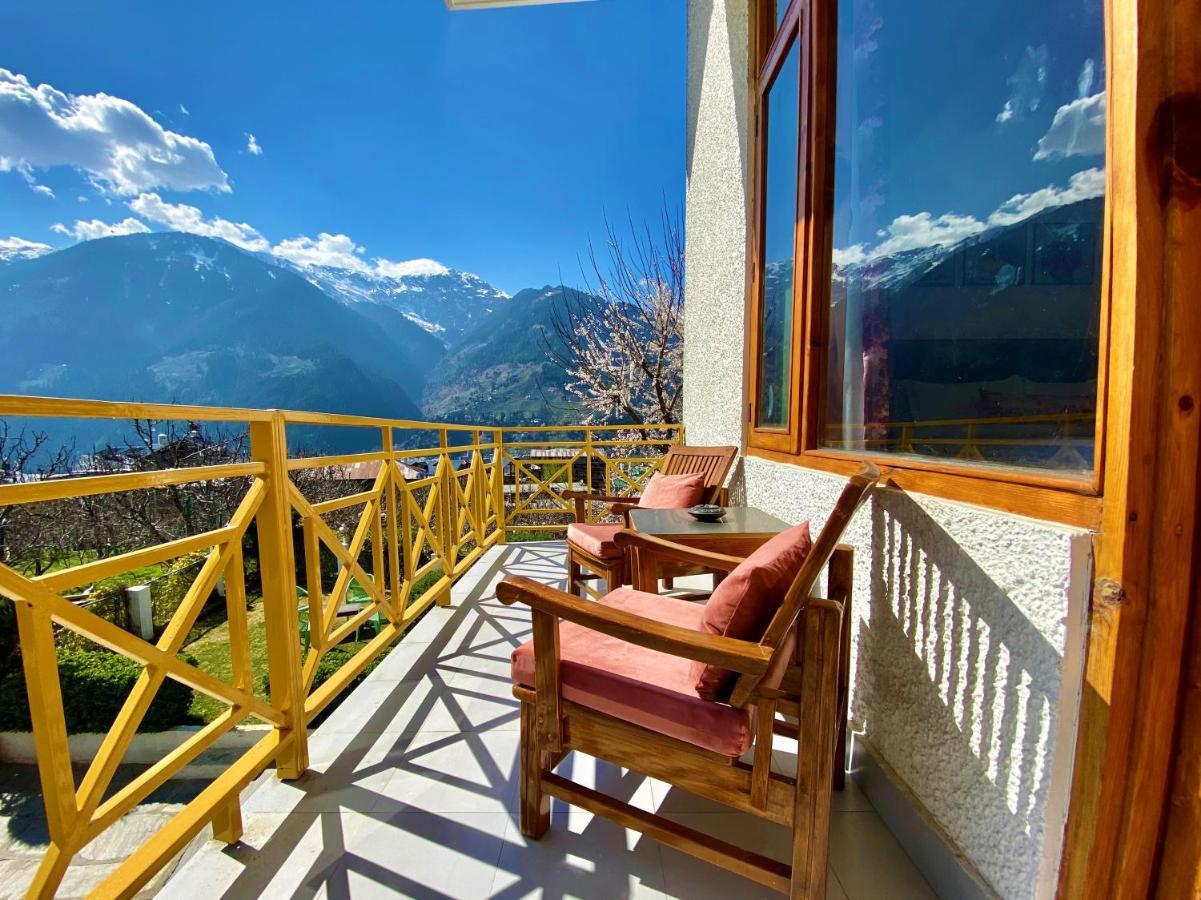 The Wooden Chalet, Manali Экстерьер фото